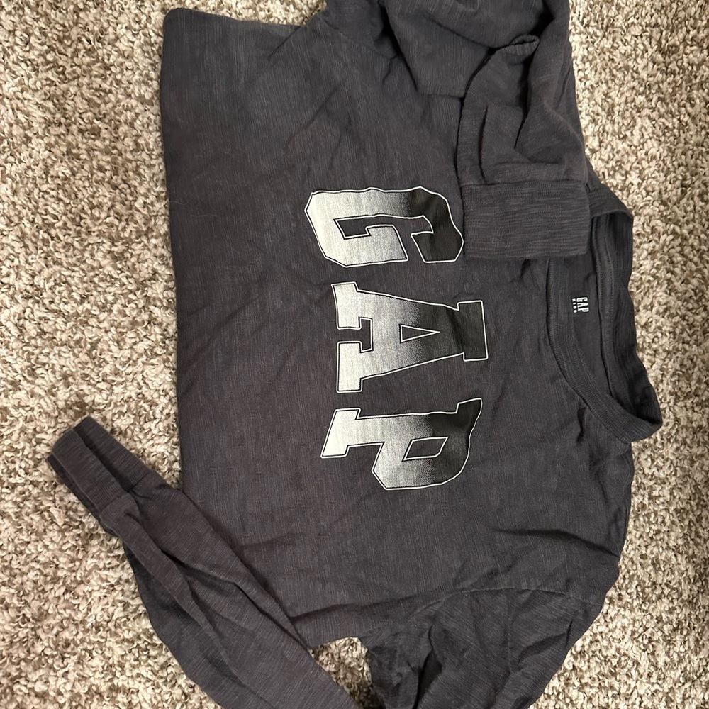 GAP Charcoal Long Sleeve Tee with Logo